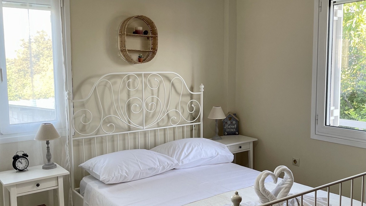 Photo of Bedroom in Vatolakkos