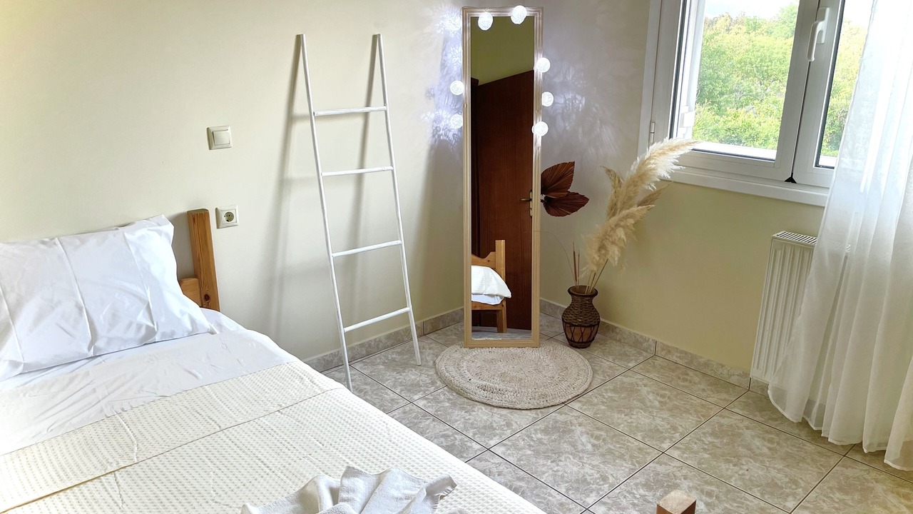 Photo of Bedroom in Vatolakkos