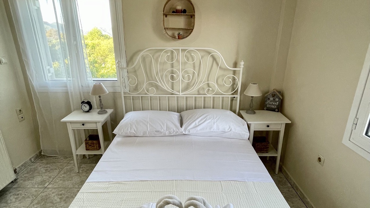 Photo of Bedroom in Vatolakkos