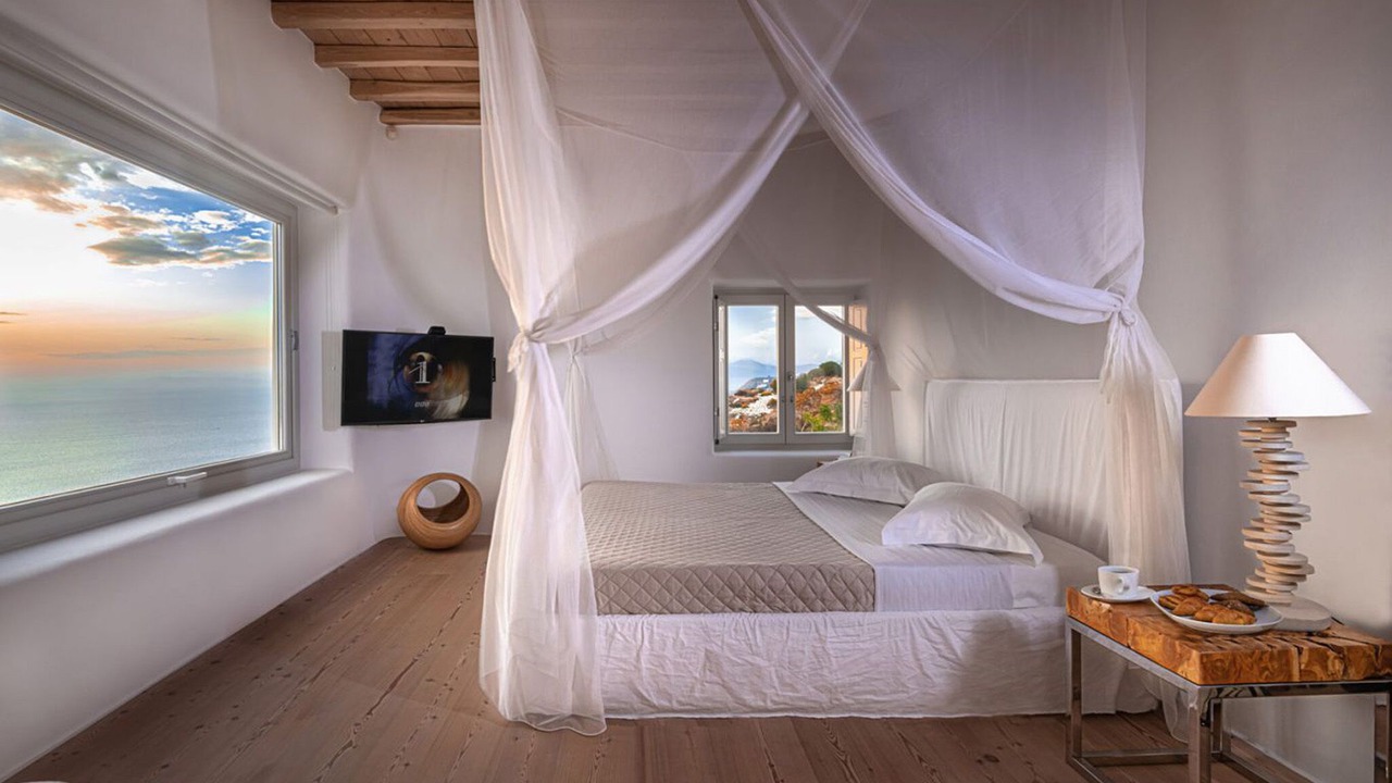 Photo of Bedroom in Tourlos
