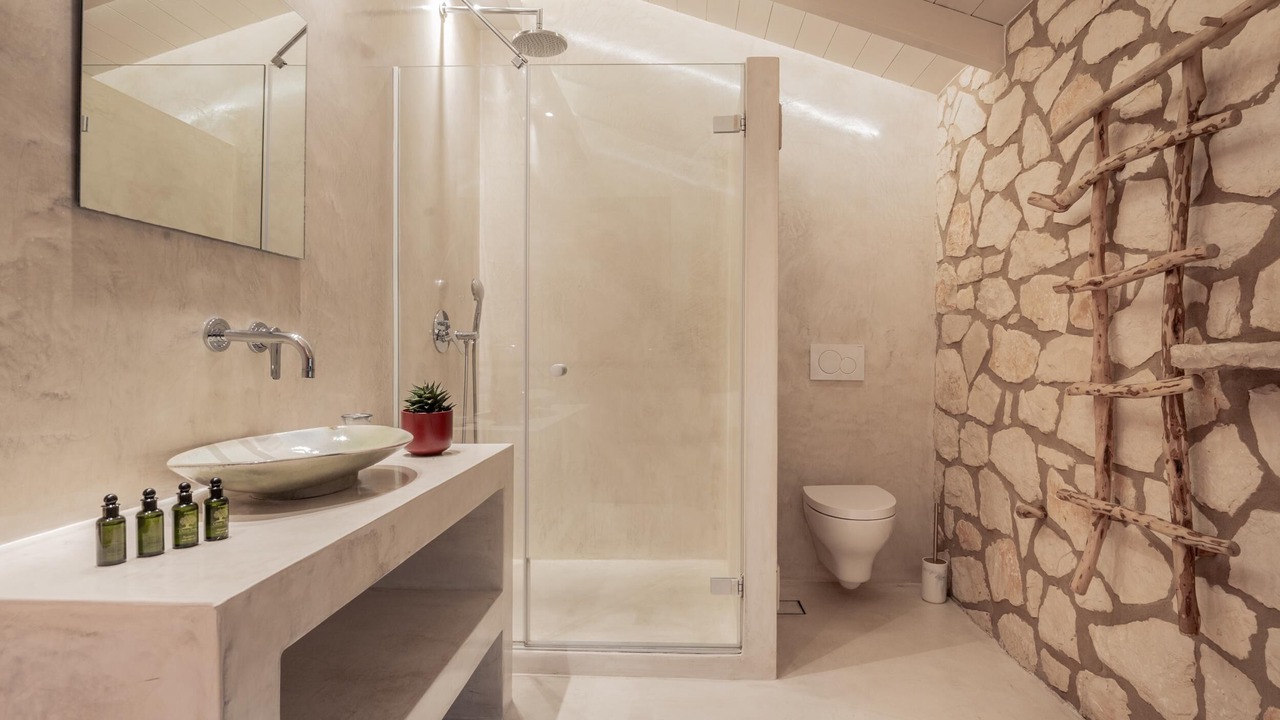 Photo of Bathroom in Kerion