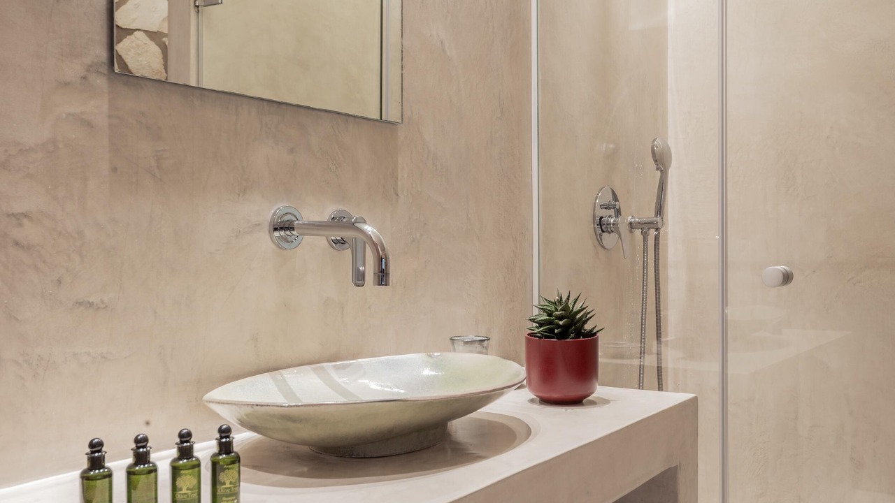 Photo of Bathroom in Kerion