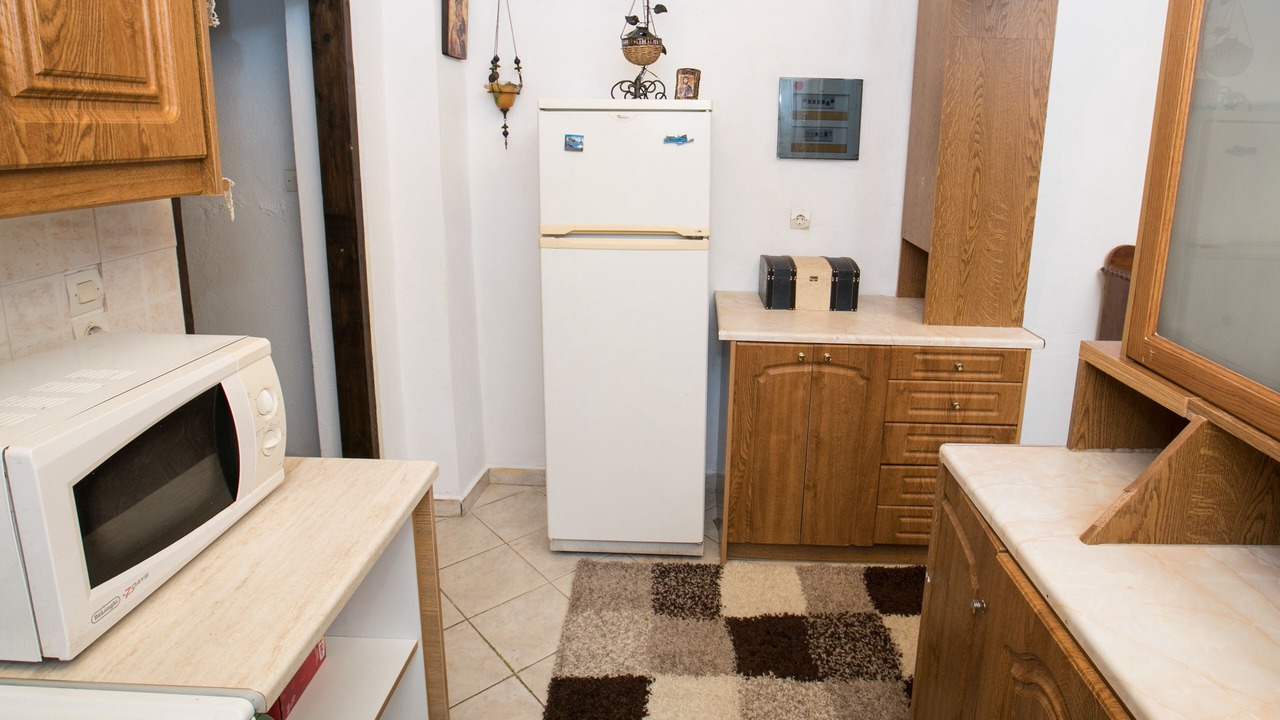 Photo of Kitchen in East Mani
