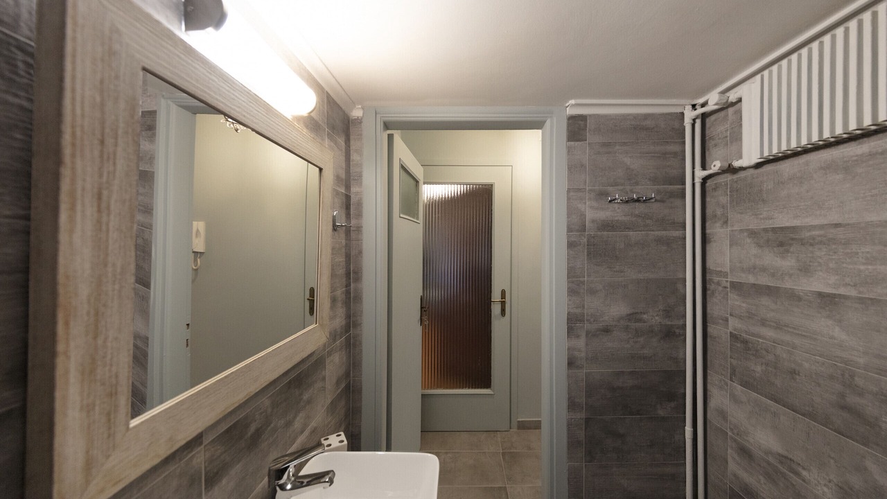 Photo of Bathroom in Koukaki