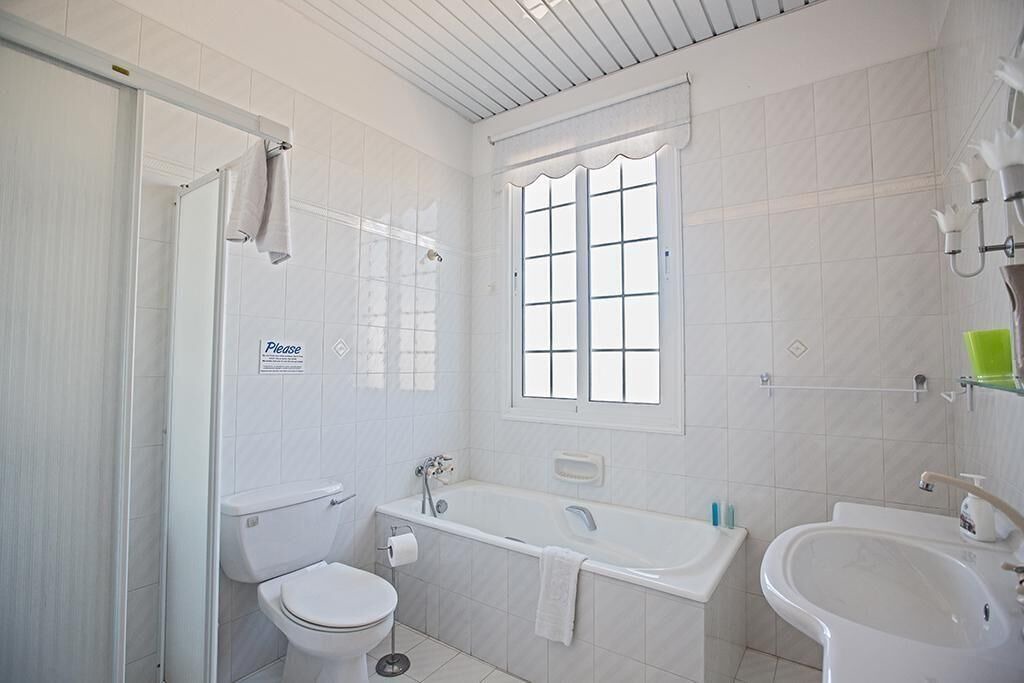 Photo of Bathroom in Paralimni