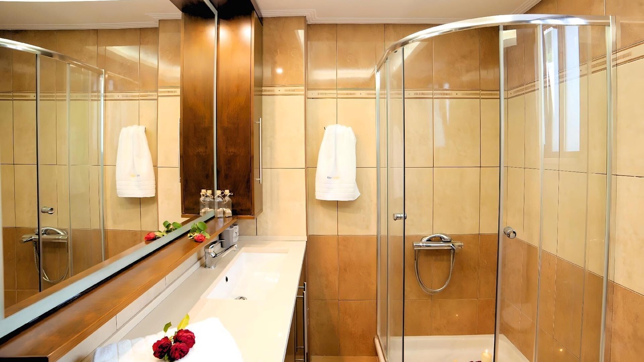 Photo of Bathroom in Dempla
