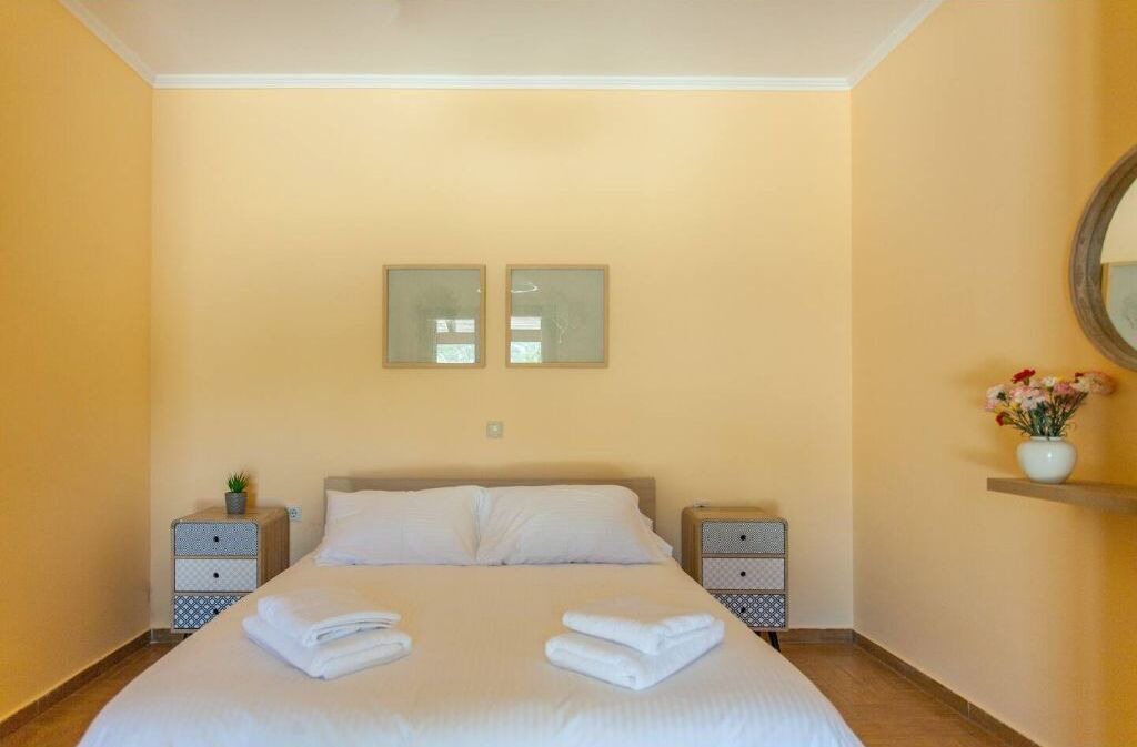 Photo of Bedroom in Omalos
