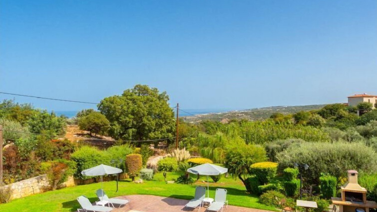 Photo of Outdoor in Gerani