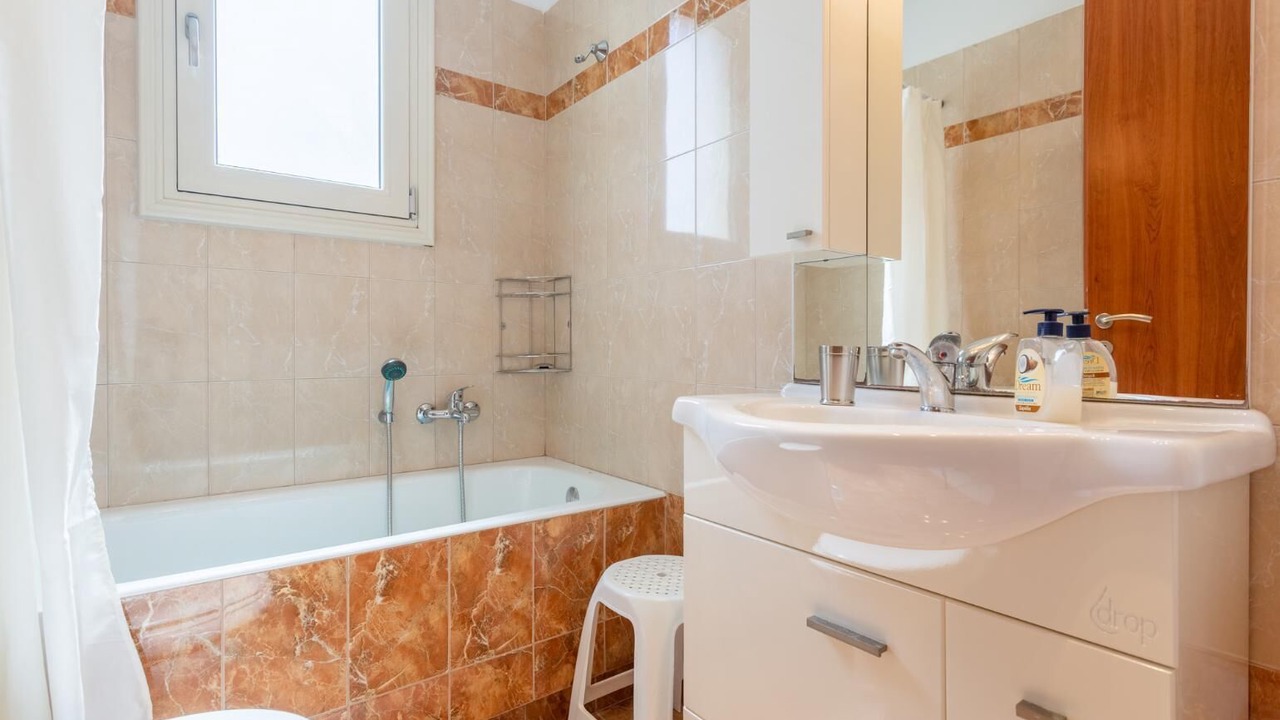 Photo of Bathroom in Gerani