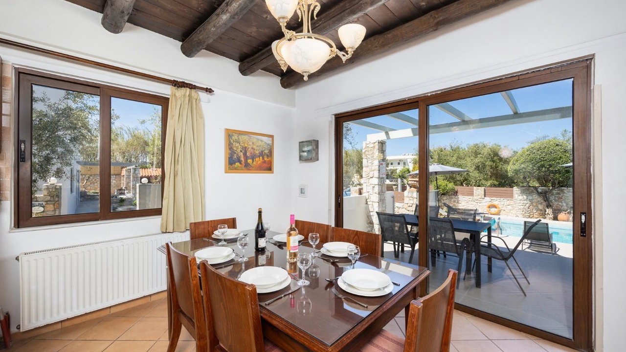 Photo of Livingroom in Tavronitis