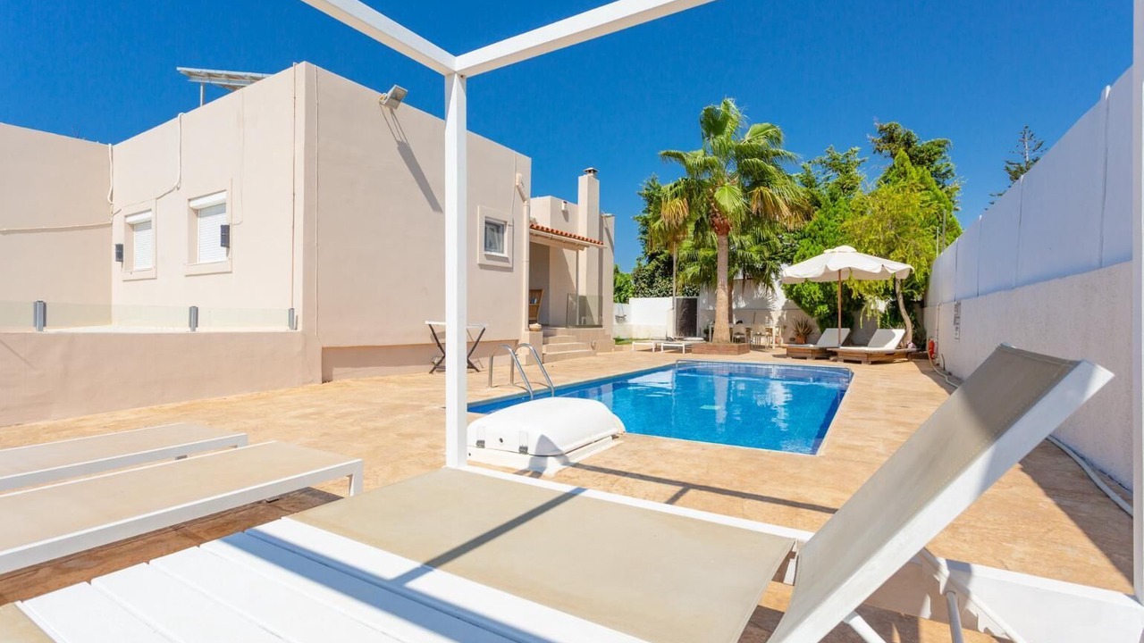 Photo of Outdoor in Adelianos Kampos