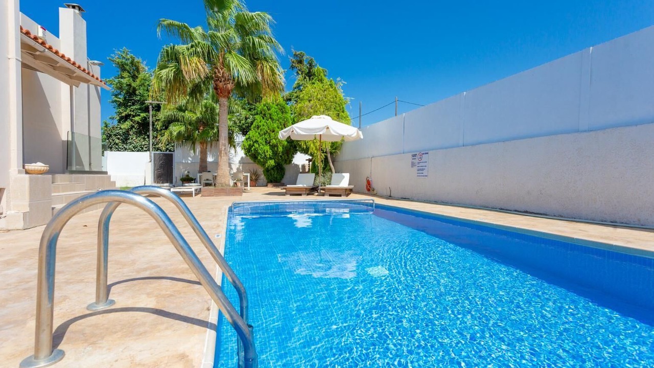 Photo of Outdoor in Adelianos Kampos