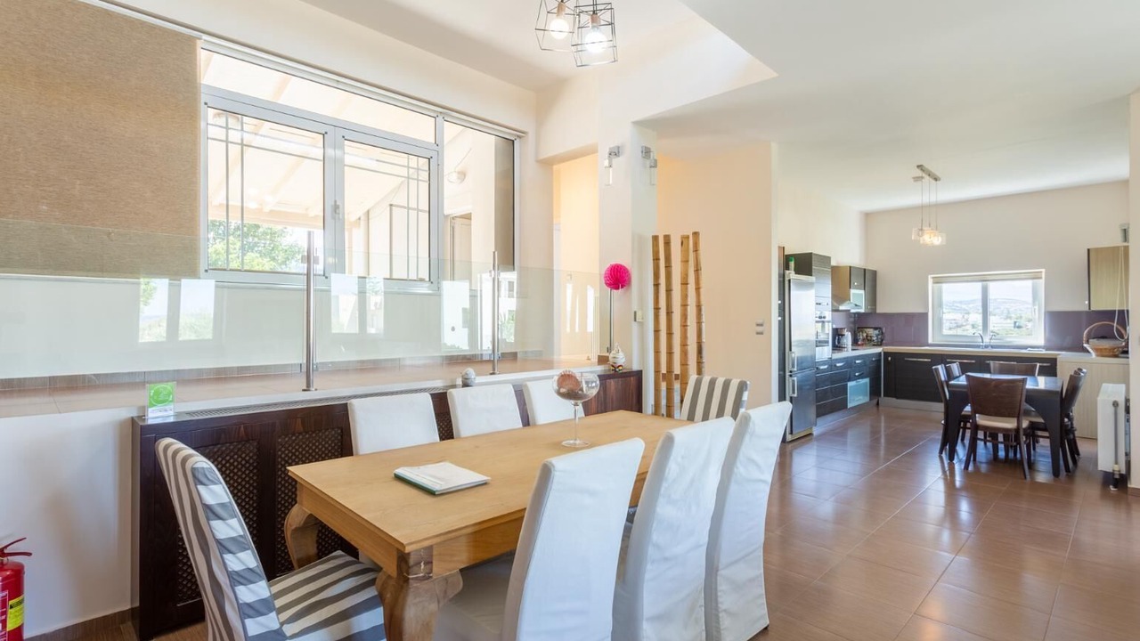 Photo of Livingroom in Adelianos Kampos