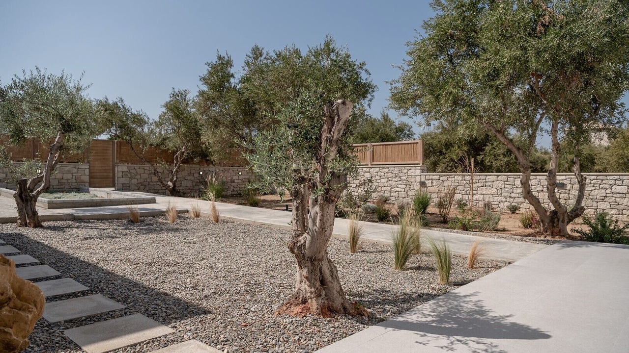 Photo of Outdoor in Tavronitis