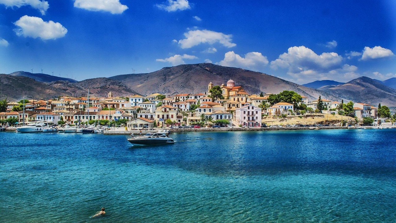 Photo of Others in Ouranoupoli