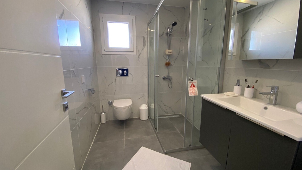 Photo of Bathroom in Trikomo