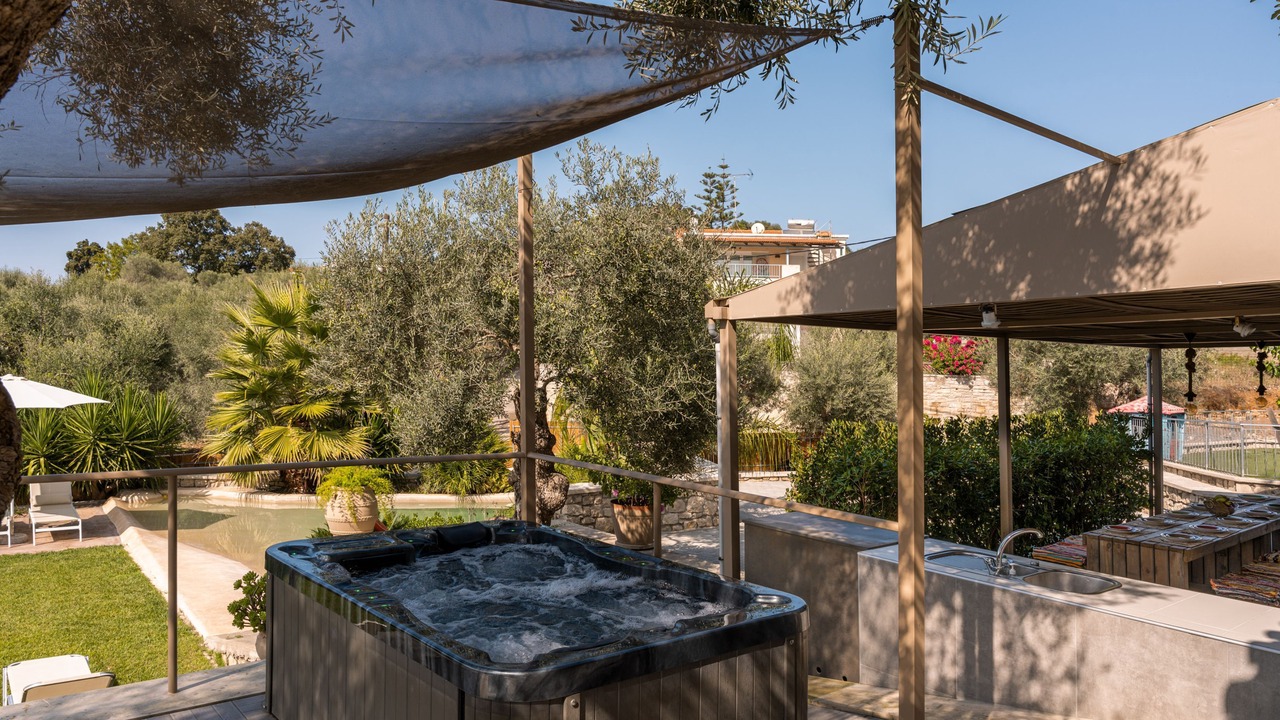 Photo of Patio Balcony in Monopari