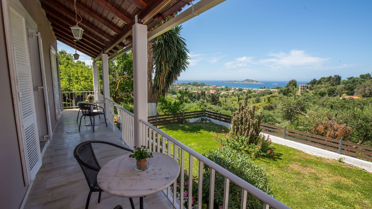 Photo of Patio Balcony in Arillas