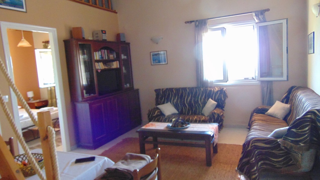 Photo of Livingroom in Marathias