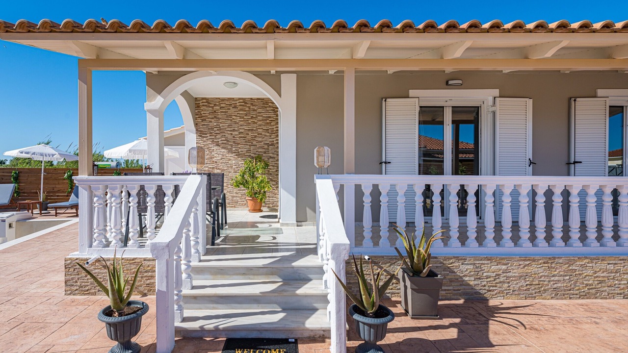 Photo of Patio Balcony in Agrilia