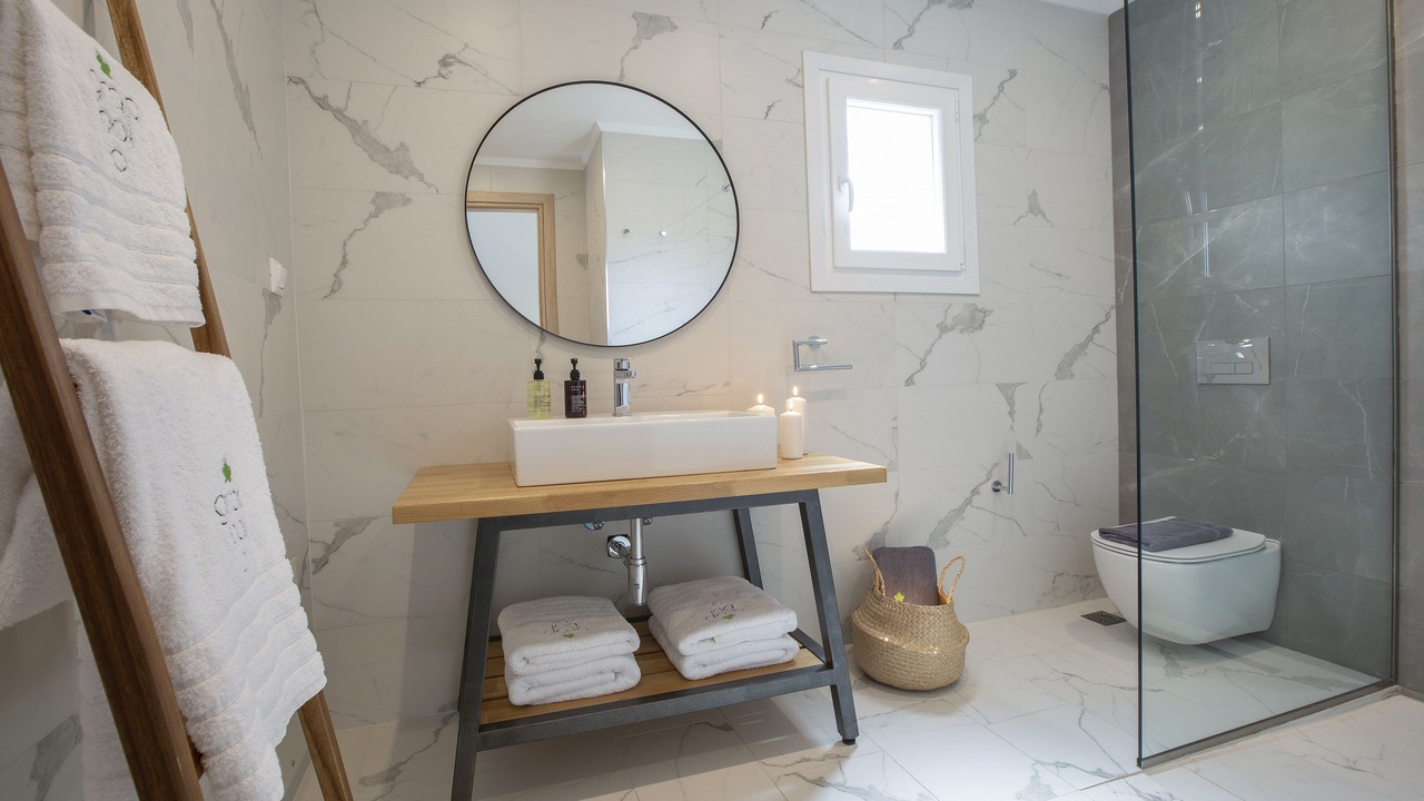 Photo of Bathroom in Apolpaina