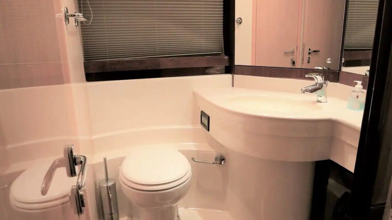 Photo of Bathroom in Naousa