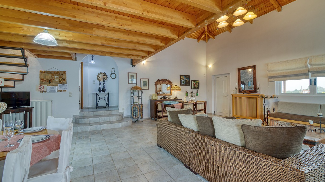 Photo of Livingroom in Lakopetra