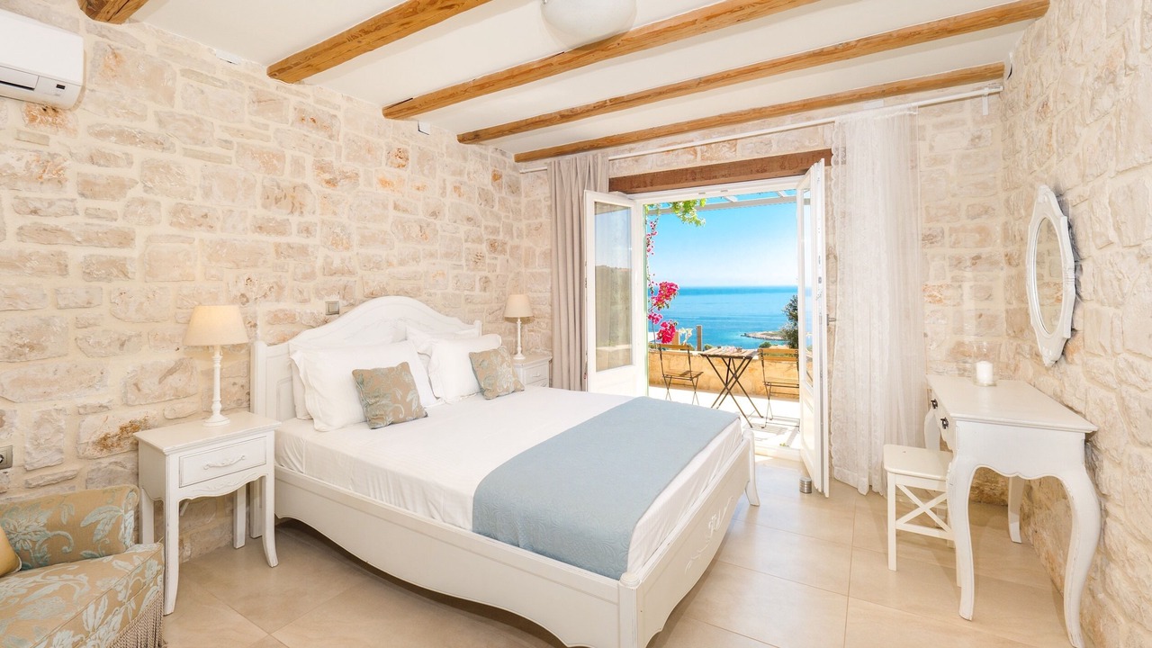 Photo of Bedroom in Skinaria