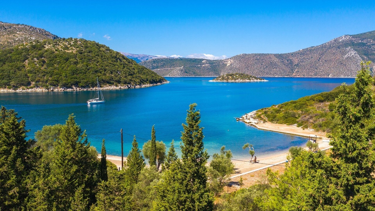 Photo of Others in Ithaki