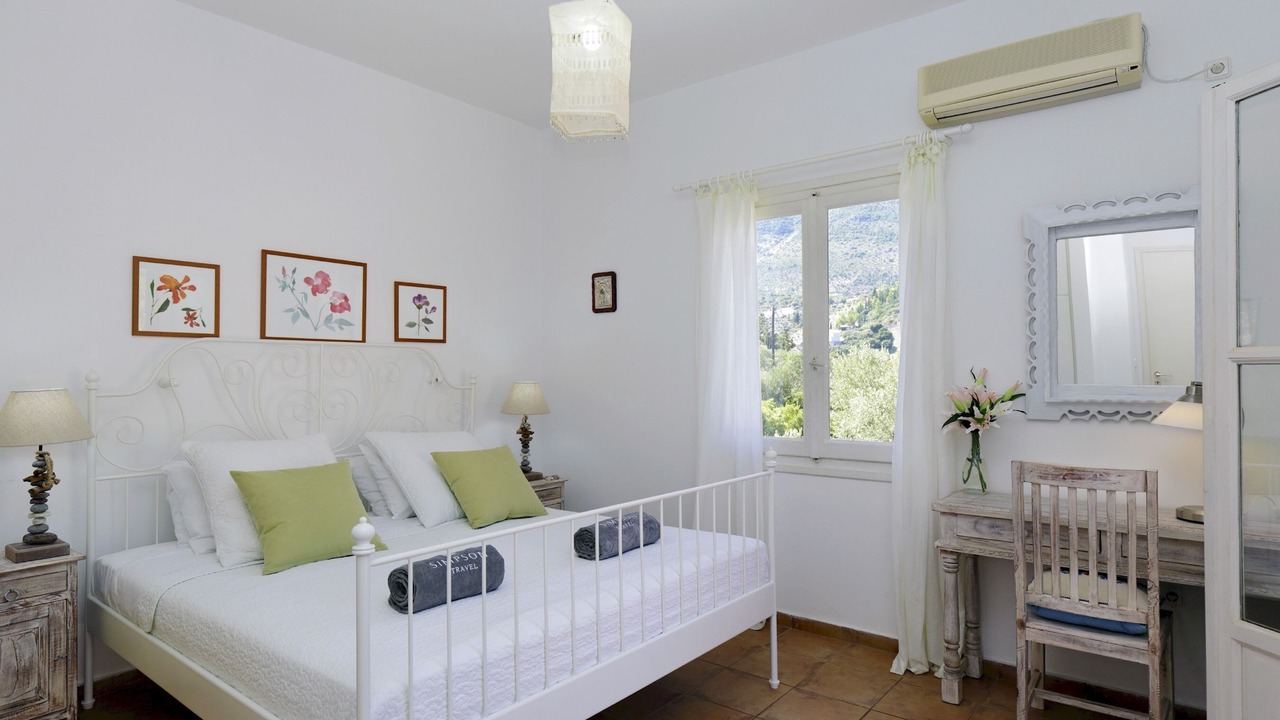 Photo of Bedroom in Ithaki