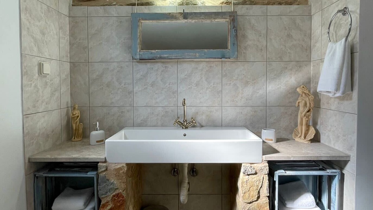 Photo of Bathroom in Symi