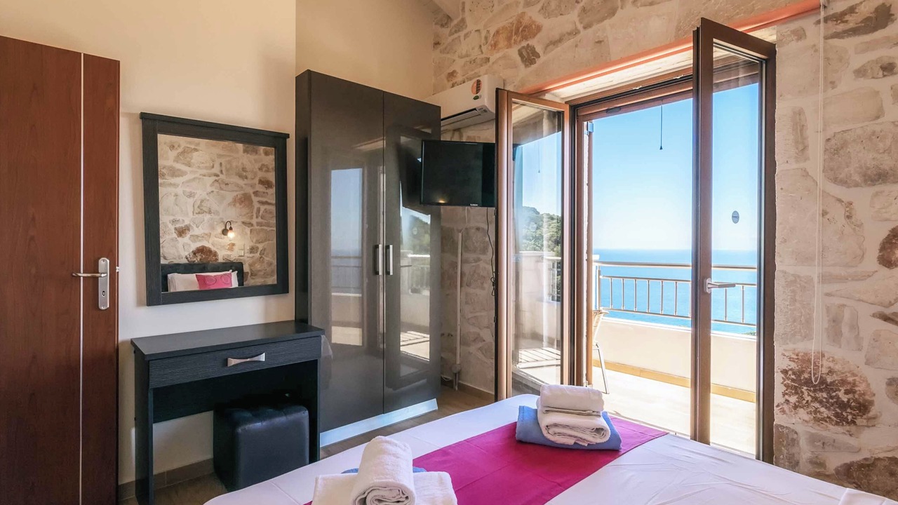 Photo of Bedroom in Skinaria