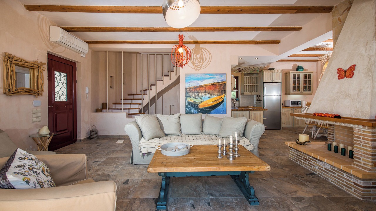Photo of Livingroom in Lagopodo