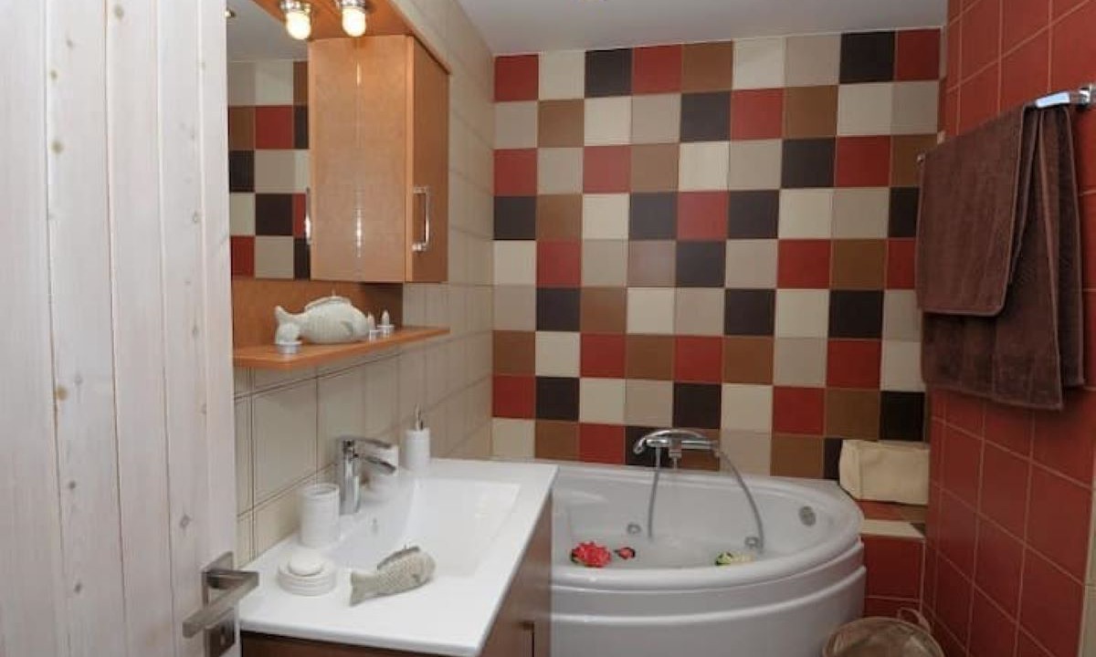 Photo of Bathroom in Lagopodo
