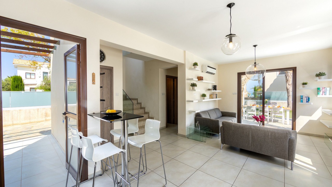 Photo of Livingroom in Ayia Thekla