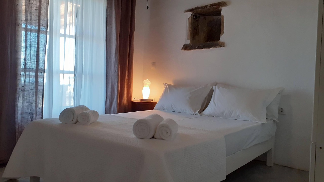 Photo of Bedroom in Paros