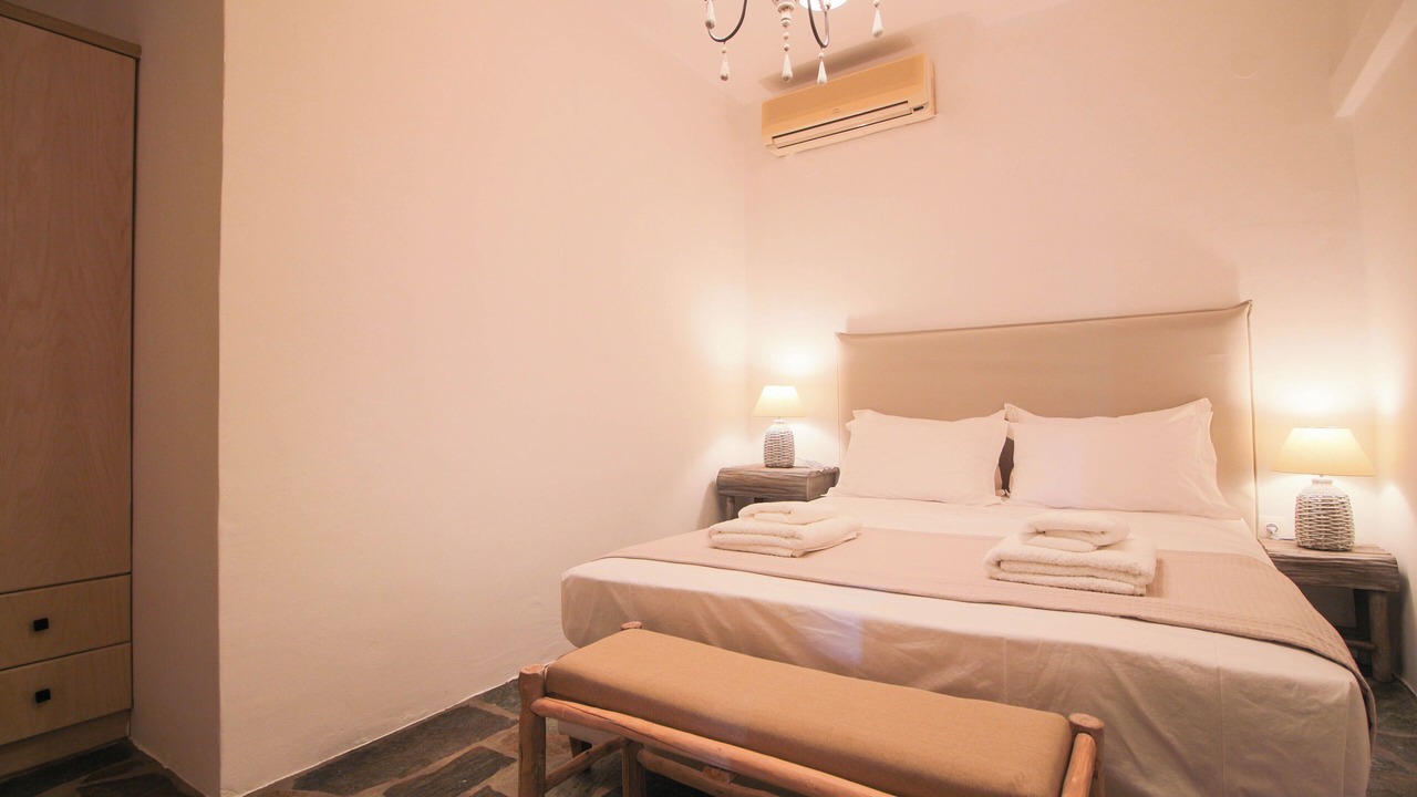 Photo of Bedroom in Tinos Town