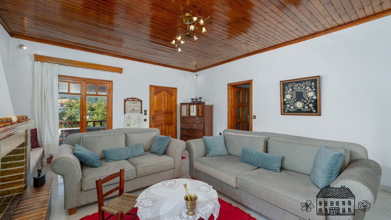 Photo of Livingroom in Sipiada