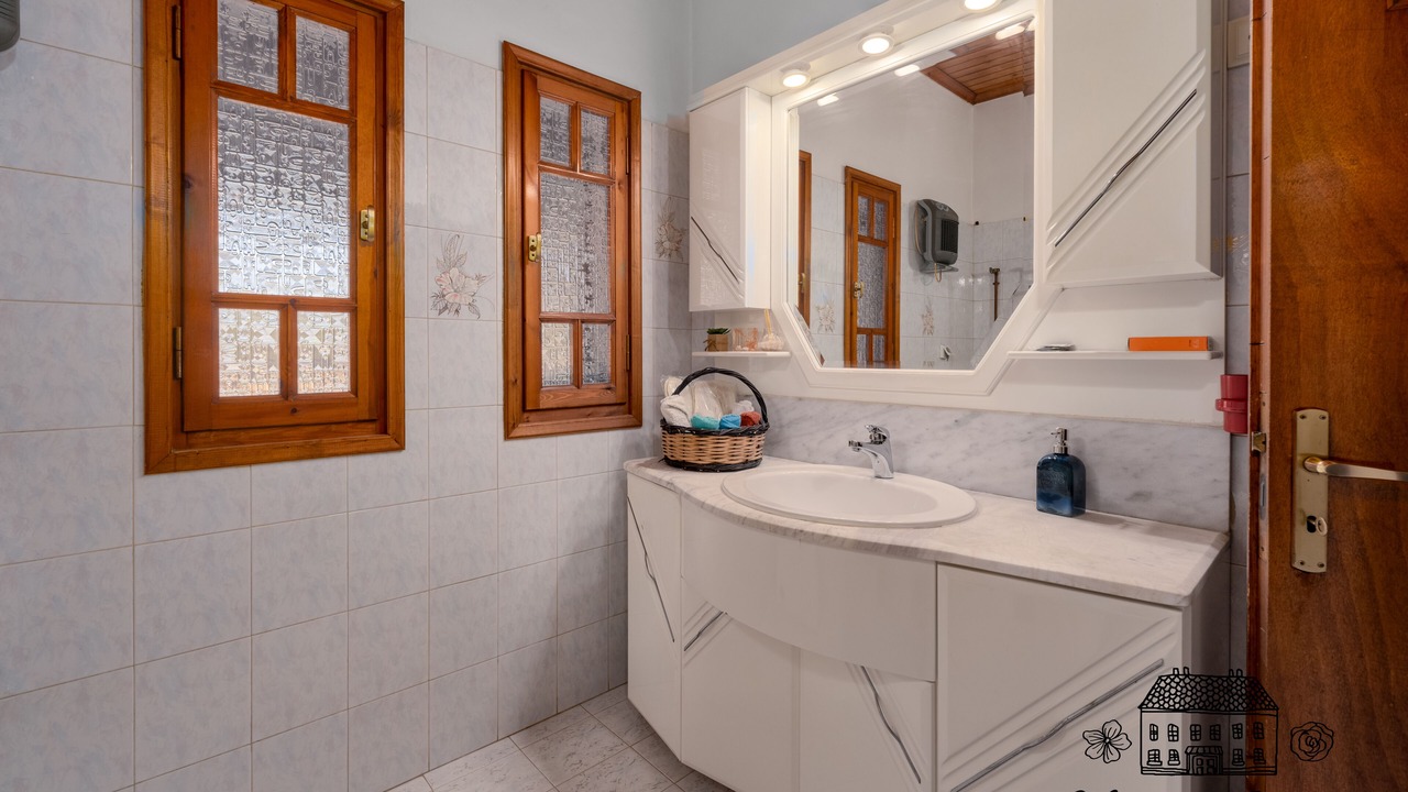 Photo of Bathroom in Sipiada