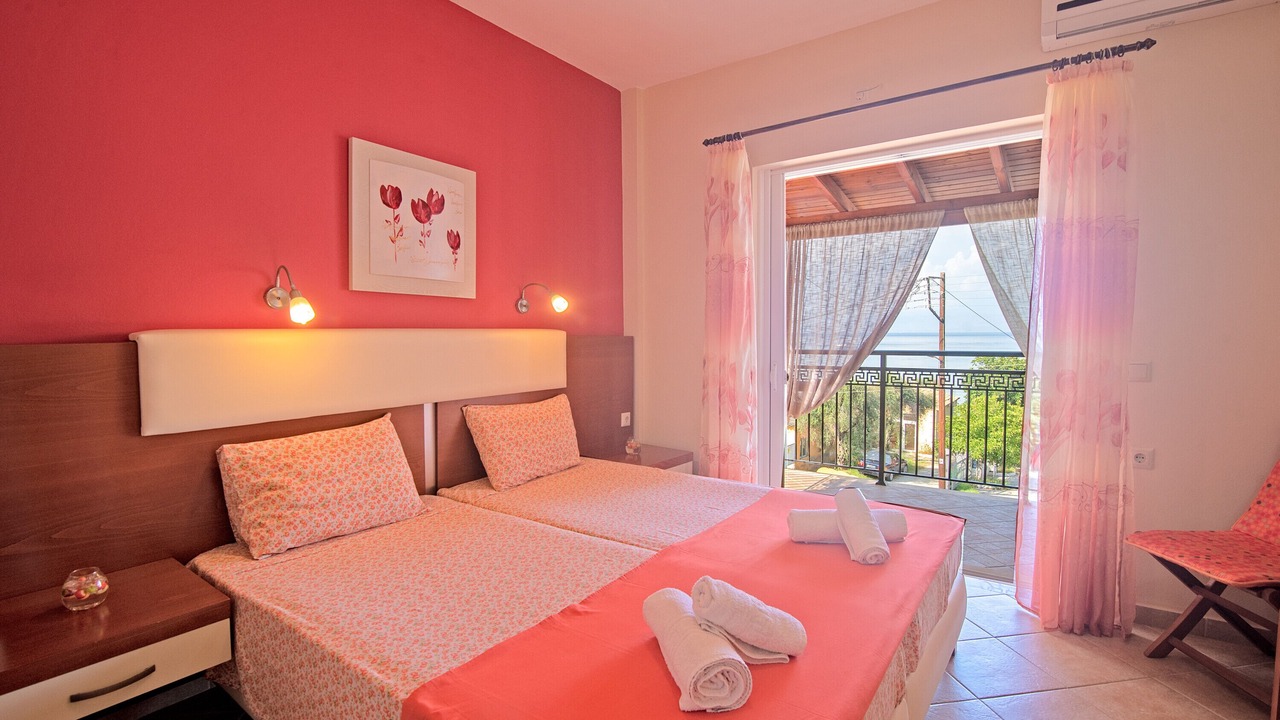 Photo of Bedroom in Messonghi