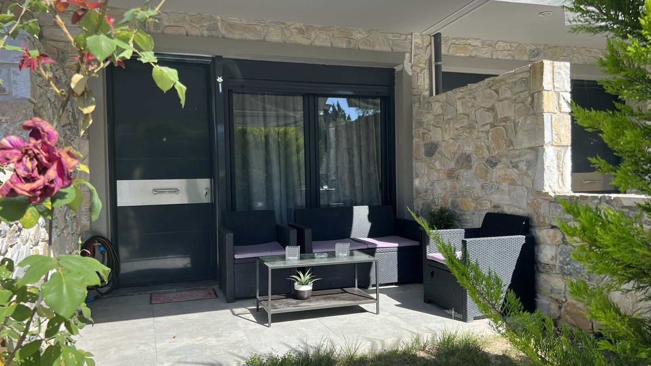 Photo of Patio Balcony in Haniotis