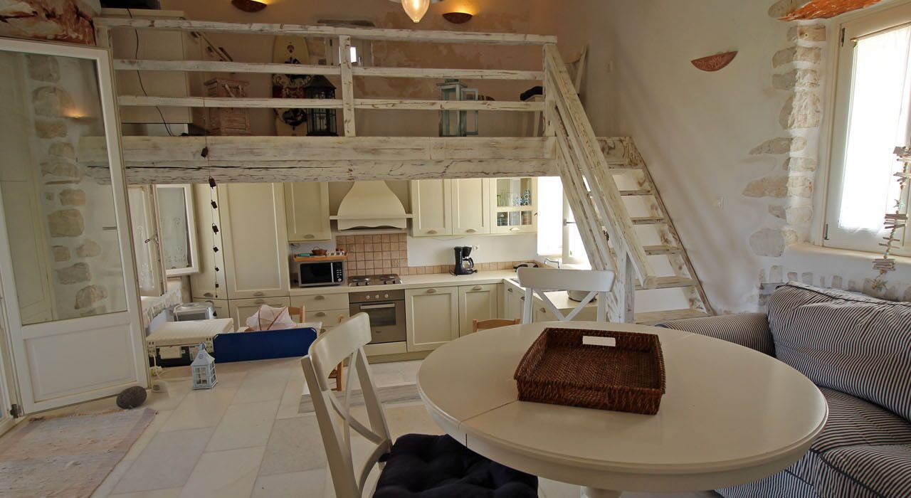 Photo of Livingroom in Isterni
