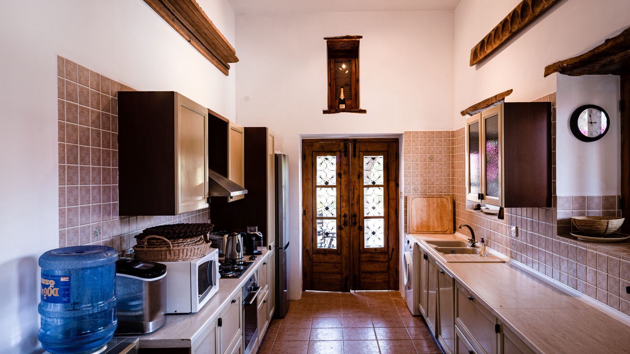 Photo of Kitchen in Karavas