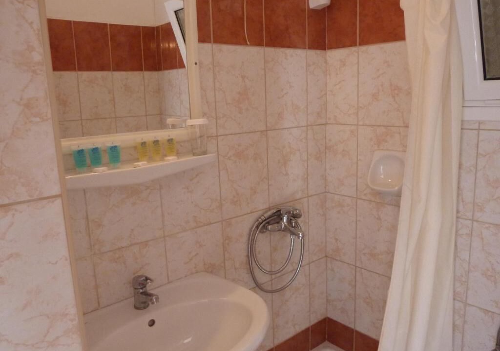 Photo of Bathroom in Perama