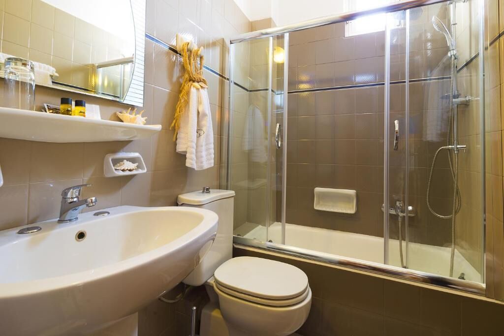Photo of Bathroom in Kiparissia