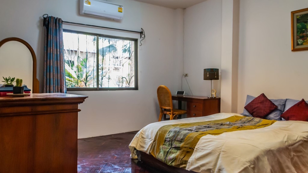 Photo of Bedroom in Mae Kon