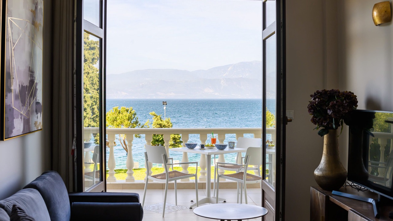 Photo of Livingroom in Psathopirgos