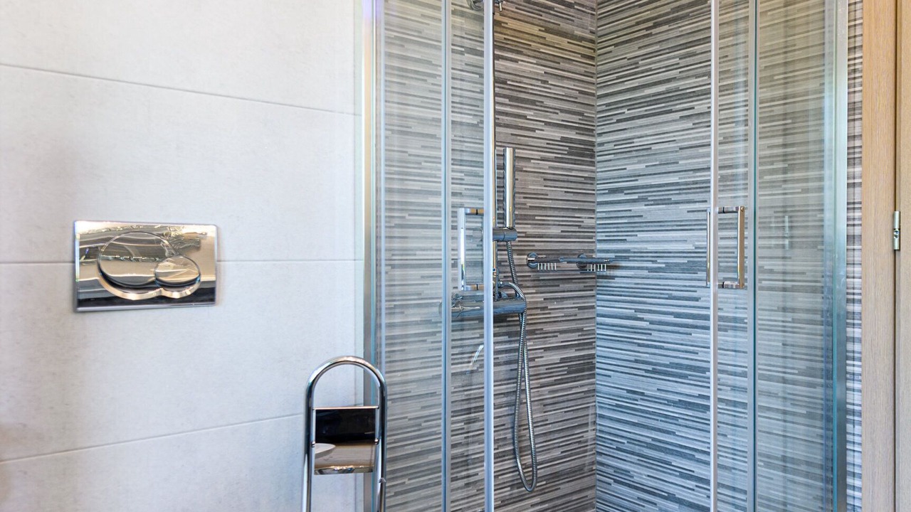 Photo of Bathroom in Psathopirgos