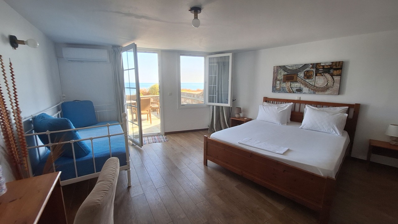Photo of Others in Naxos