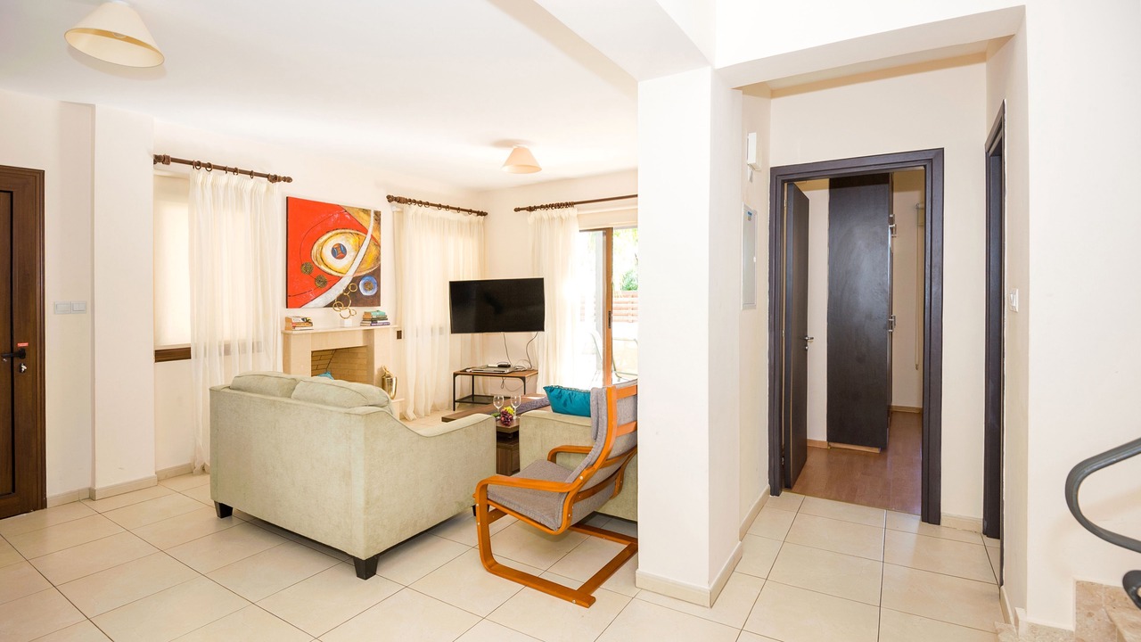 Photo of Livingroom in Ayia Thekla